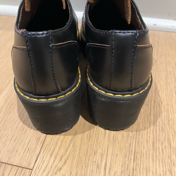 Dr. Martens Leona Lo - Picture 5 of 7